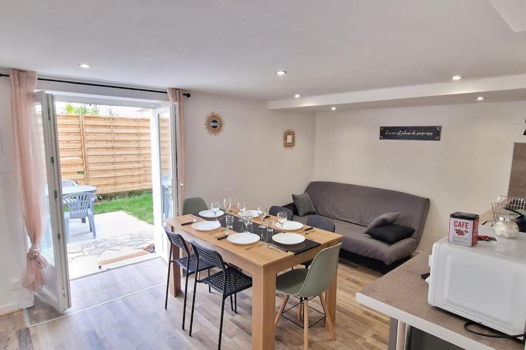 Maison Aurillac - 2 Chambres - Parking Gratuit Экстерьер фото