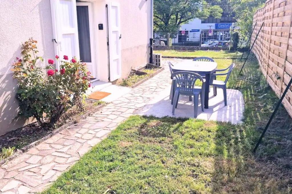 Maison Aurillac - 2 Chambres - Parking Gratuit Экстерьер фото